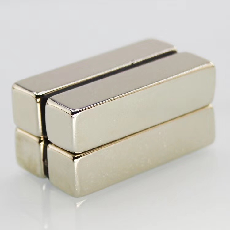 方片钕铁硼磁铁二